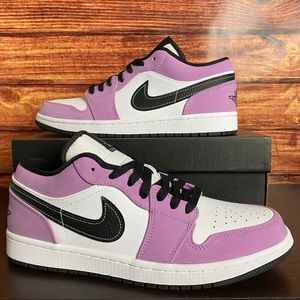 Jordan 1 Low Violet Shocks